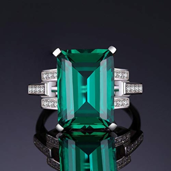 6ctw Nano Emerald Ring - 925 Sterling Silver - Picture 2 of 5